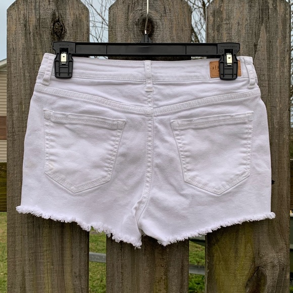 Aeropostale High Waisted Shorty Shorts Size 2 - Picture 3 of 7